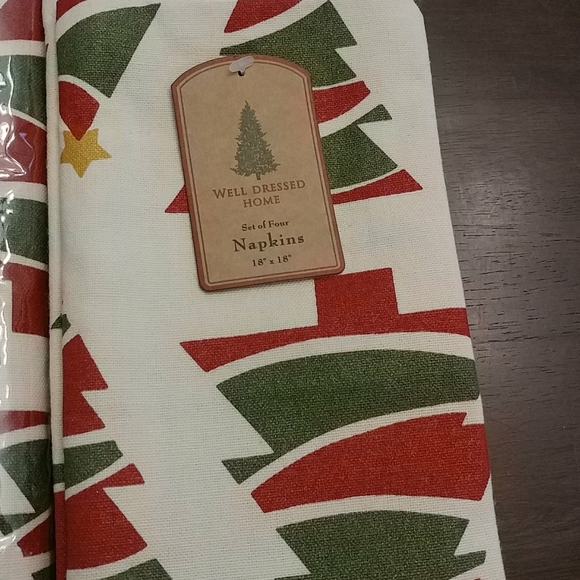 Tablecloth and napkins - Picture 2 of 4